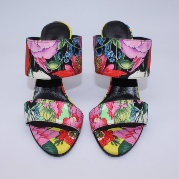 Versace Floral Baroque Heels Pumps Printed Silk Size 39 EU / 9 US - Picture 8 of 12